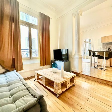 Apartament Le Pantheon, Urbain Et Authentique Limoges Zewnętrze zdjęcie